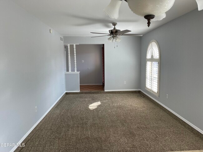 Building Photo - 11417 Rex Baxter Dr