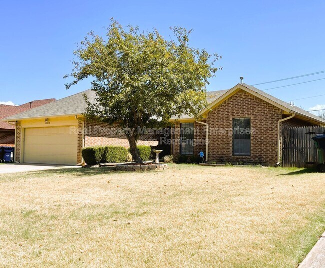 Building Photo - 5804 Republic Dr