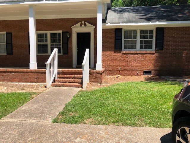 Building Photo - 501 Waldo St