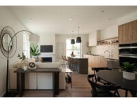 Building Photo - 7 West Dr