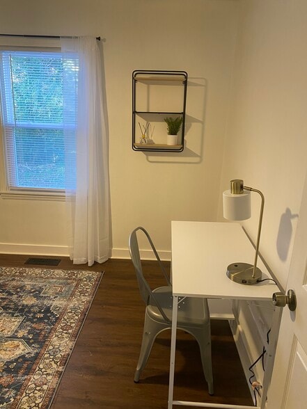 Office/Bedroom 2 - 728 King Richard Rd
