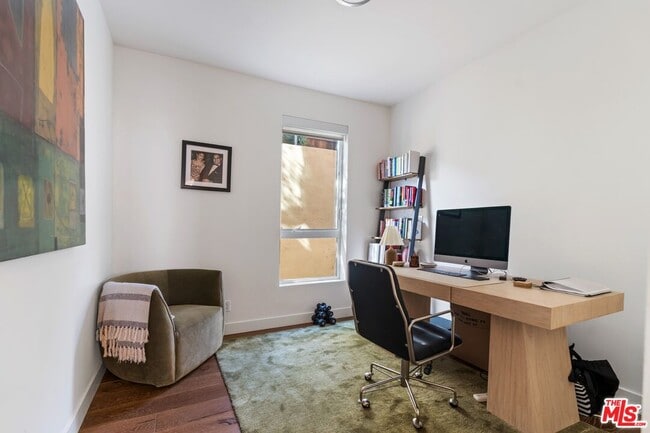 Building Photo - 1902 Liberty Ct