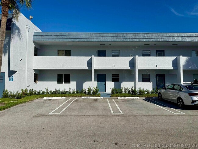 Building Photo - 2828 Casita Way