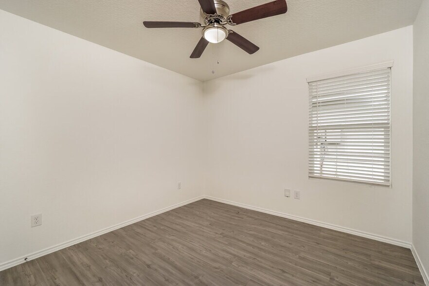 Building Photo - 14640 Greenfield Ml