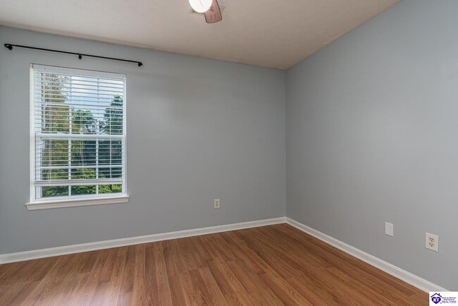 Building Photo - 119 Charlotte Cir