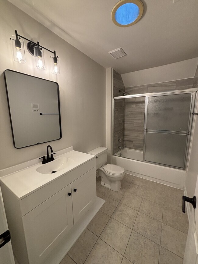 Building Photo - NEW TO MARKET: Cameron Woods Community!