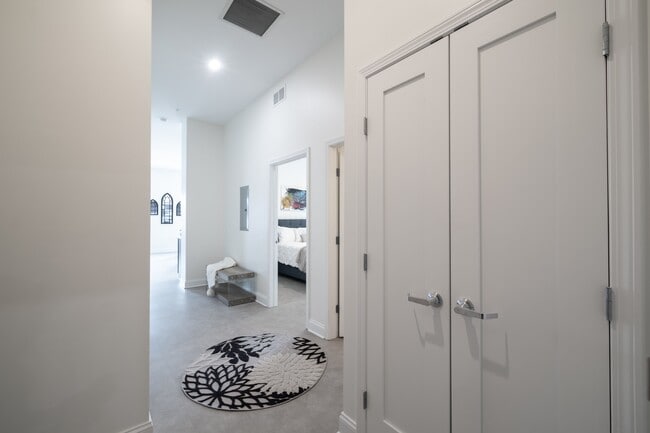 Building Photo - Annex Apartments