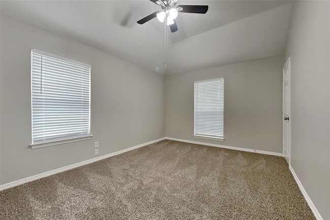 Building Photo - 8019 Malardcrest Dr
