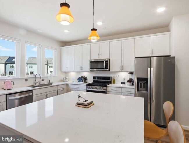 Building Photo - 3289 Watershed Blvd