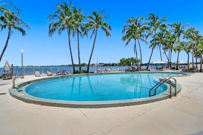 Building Photo - 1865 79th Street Causeway