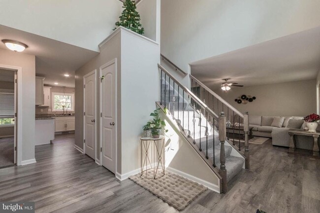 Building Photo - 342 Europa Way