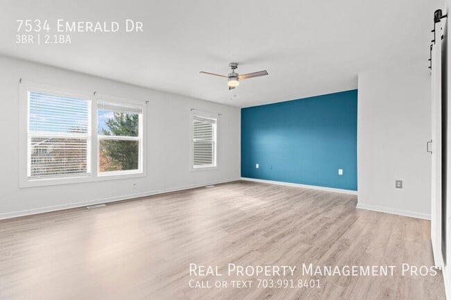 Building Photo - 7534 Emerald Dr