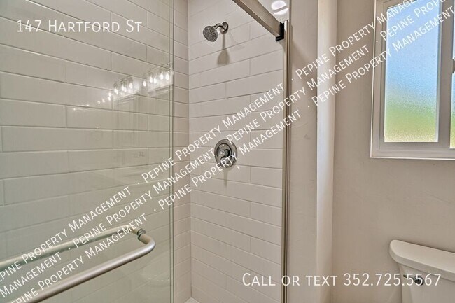 Building Photo - 147 Hartford St