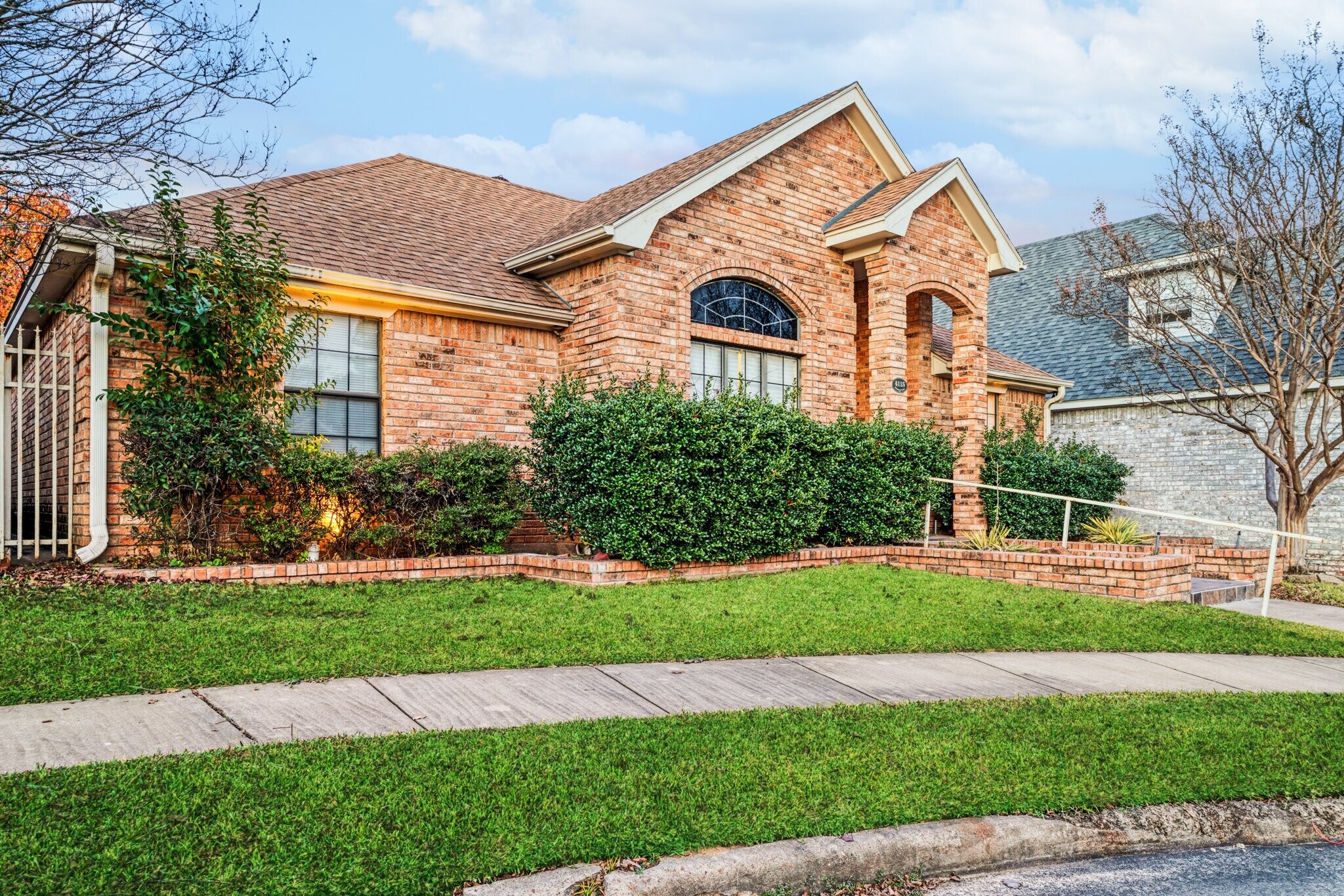 Building Photo - 4115 Primrose Ln
