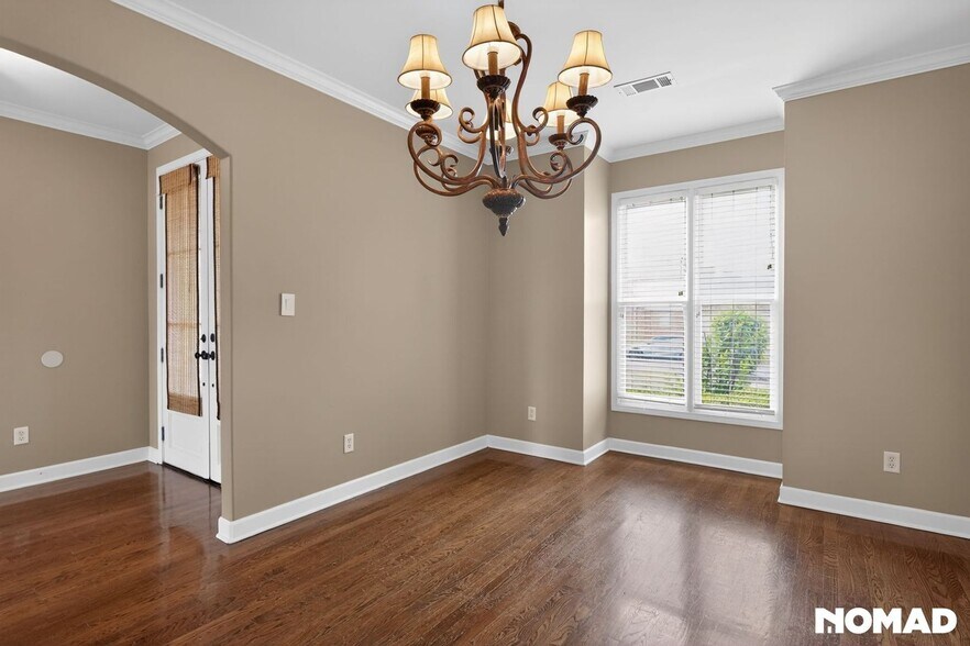 Building Photo - 4886 Fox Springs Dr