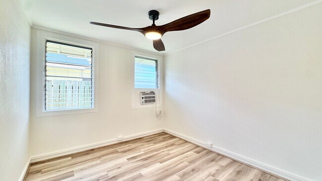 Building Photo - 421 C Olomana Street