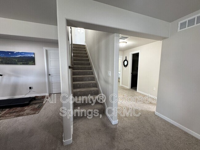 Building Photo - 5755 Marlee Dr