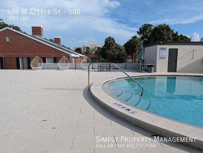 Building Photo - 406 W Azeele St