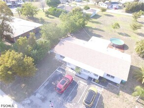 Building Photo - 317 Tarpon Dr
