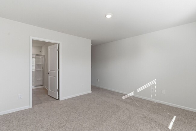 Building Photo - New Construction in Brightwood Farms! End unit!