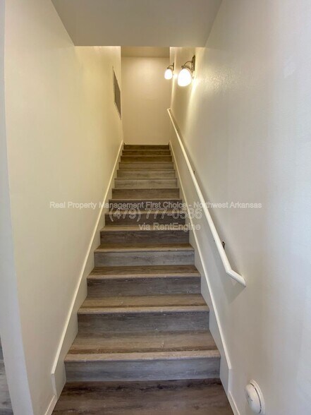 Building Photo - 4211 W Santa Fe St