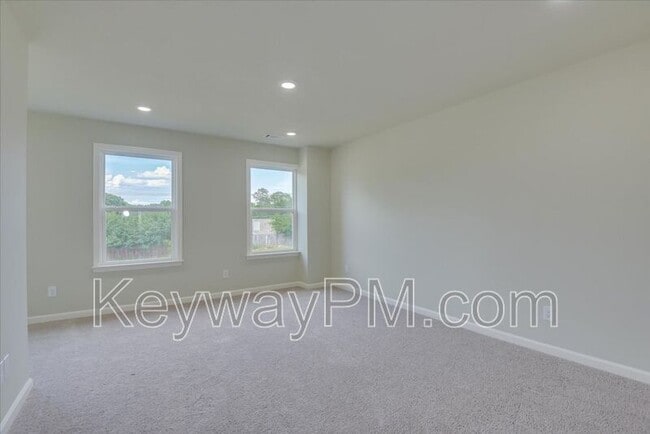 Building Photo - 877 Felix Way