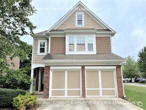 Building Photo - Great home in sought after community