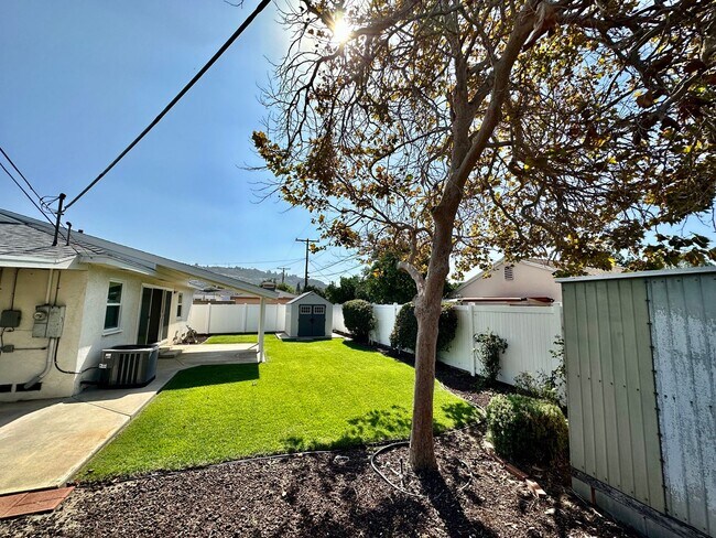 Building Photo - Beautifully Remodeled Allied Gardens Home