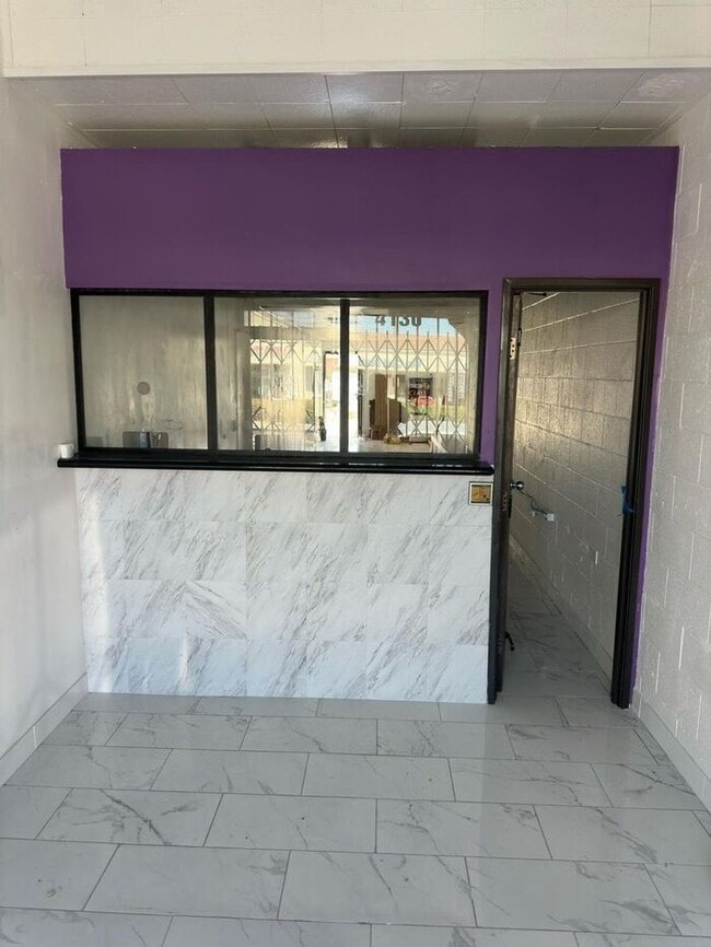 Primary Photo - Commercial Unit for Rent in South Gate CA ...