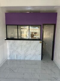 Building Photo - Commercial Unit for Rent in South Gate CA ...