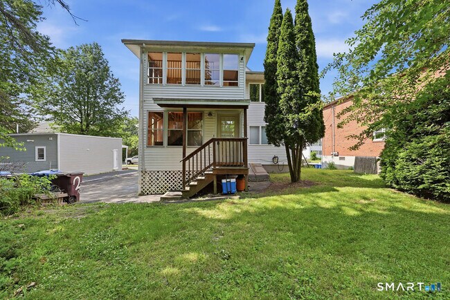 Building Photo - 23 Alden St