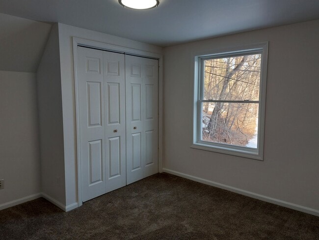 Building Photo - 37 Bush St