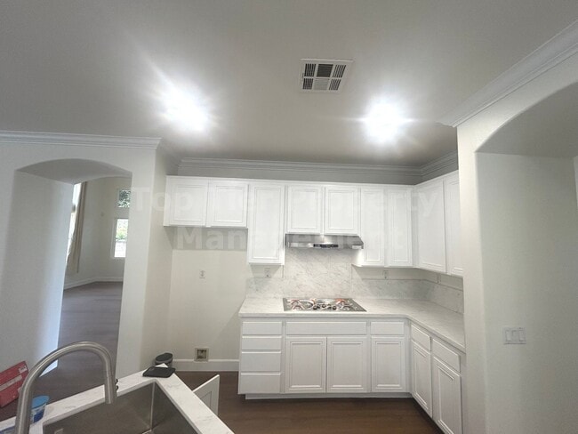 Building Photo - ***Gorgeous 4 bed / 3 bath / 2,585 sqft House in Calavera Hills - Available 07/01***