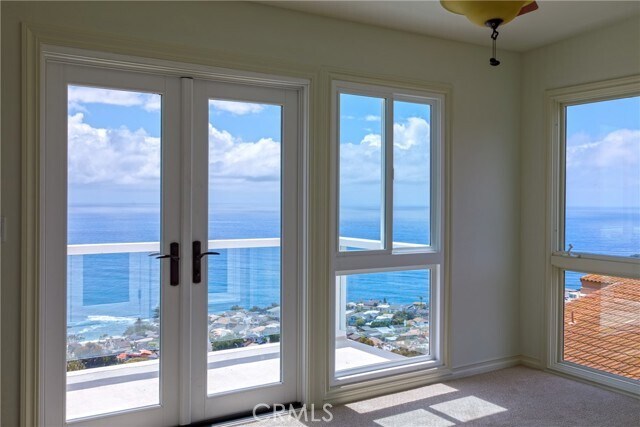 Building Photo - 575 Nyes Pl