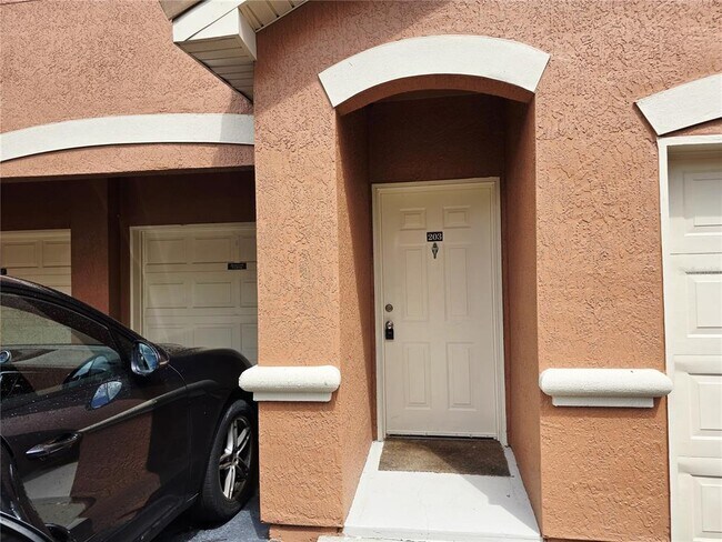 Building Photo - 19921 Villa Ridge Dr