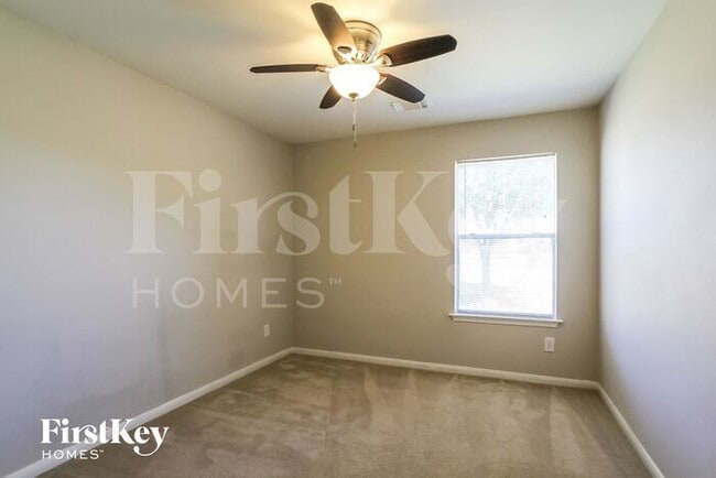 Building Photo - 7318 River Pines Dr
