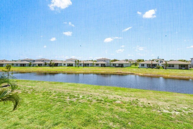 Building Photo - 5850 Sugar Palm Ct