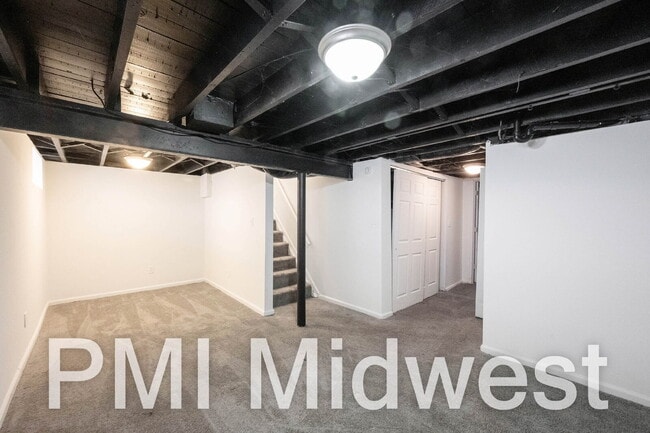 Building Photo - 3101 N Temple Ave