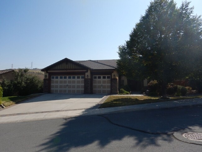 Primary Photo - Gorgeous 3 D’ Andrea Ranch home