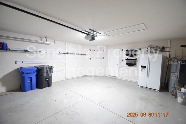 Building Photo - 11570 Misty Isle Ln