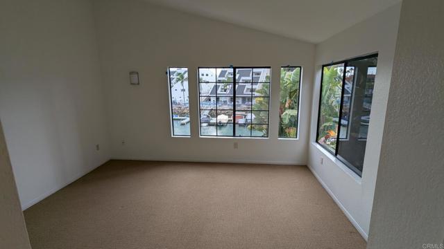 Building Photo - 4681 Park Dr