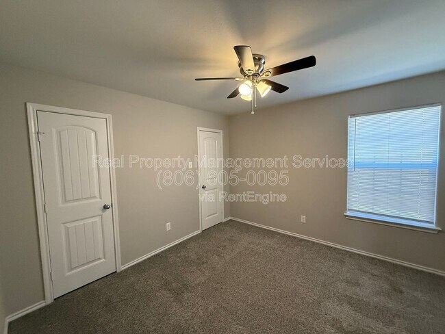 Building Photo - 8912 Avenue T