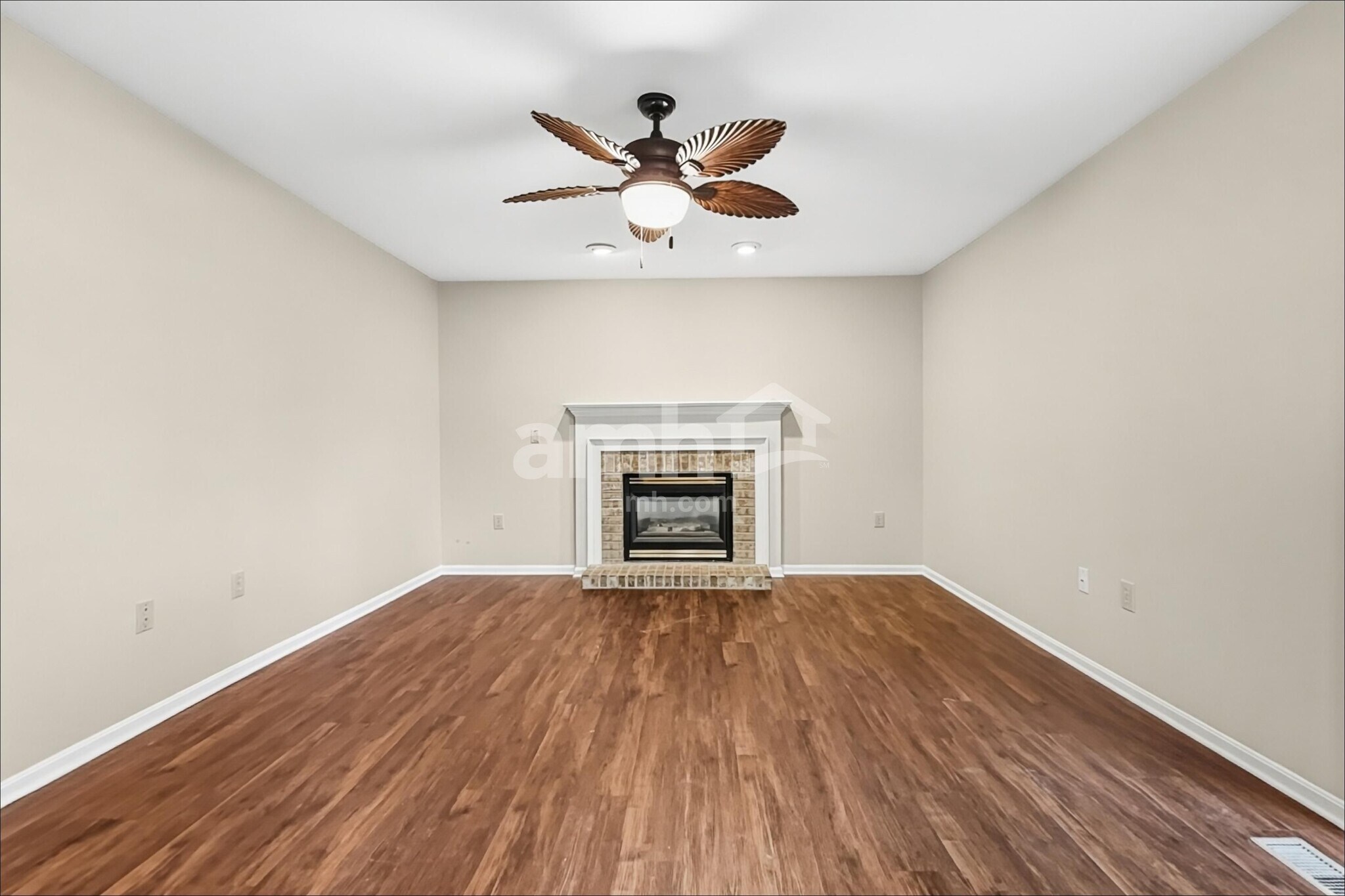 Building Photo - 2626 Sterling Ter