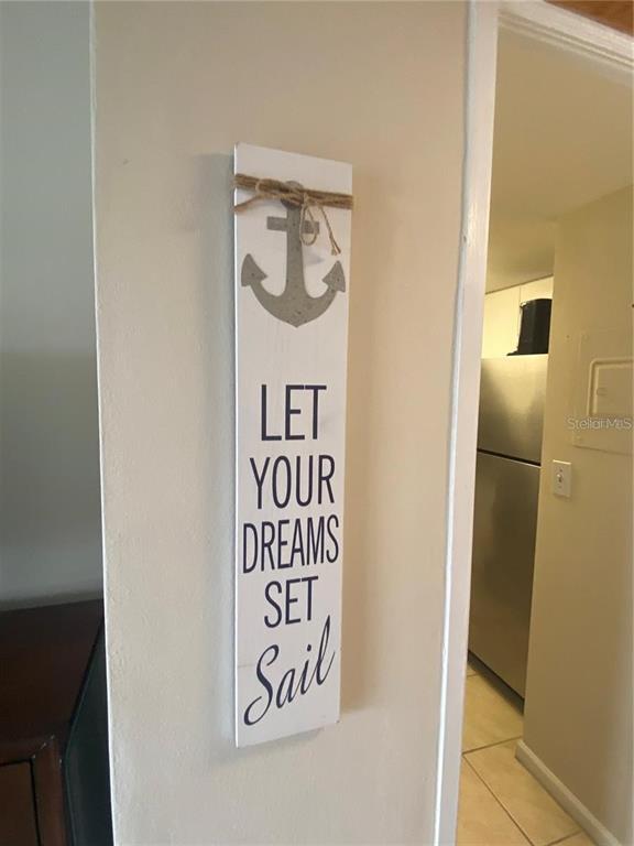 Building Photo - 880 Mandalay Ave