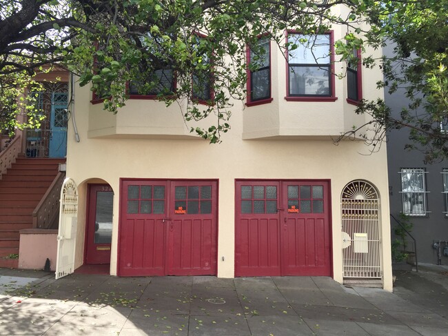 Building Photo - 326 Utah St