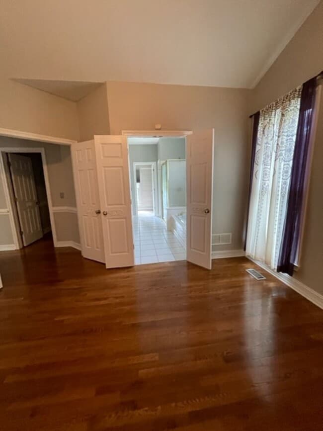 Building Photo - West Knoxville, Farragut 37934 - 4 bedroom, 3.5 bath, 2 Story Brick Home -Contact Debra Johnson (...