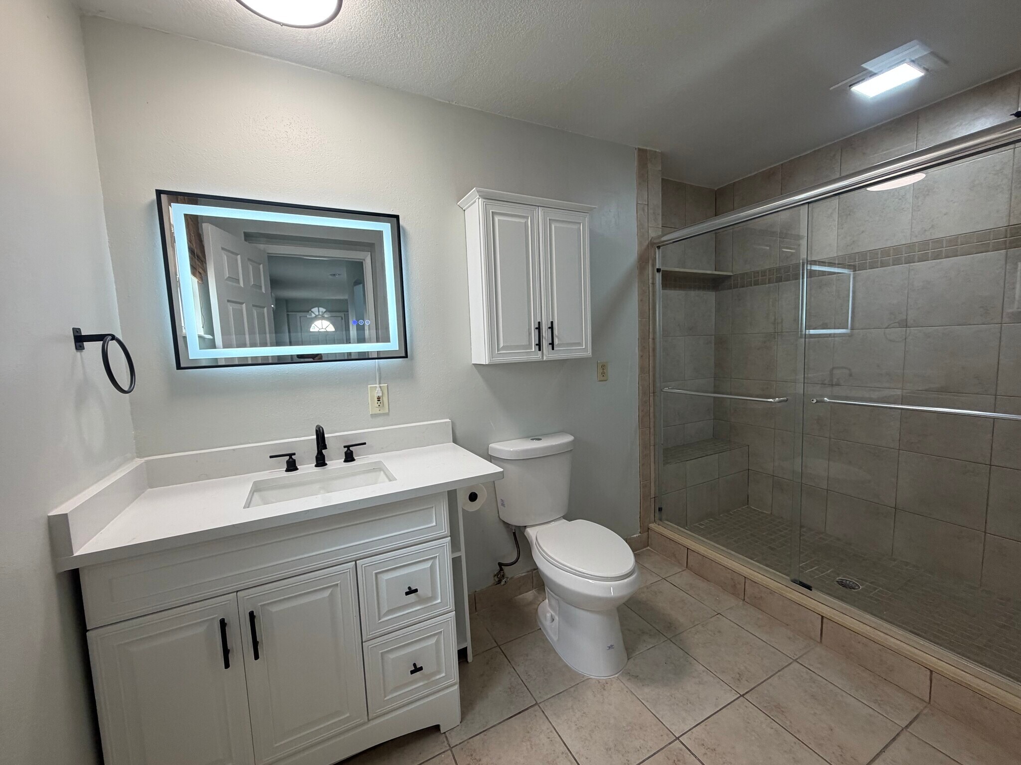 Building Photo - 2306 Musselwhite Ave