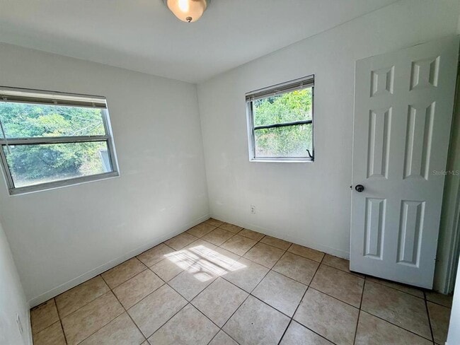 Building Photo - 4627 19th Ave S