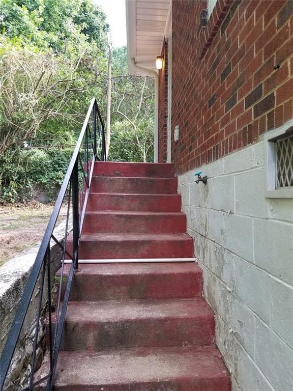 Building Photo - 817 Gertrude Pl NW