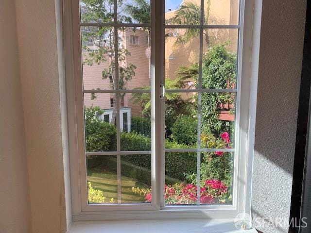 Building Photo - 629 Chestnut St